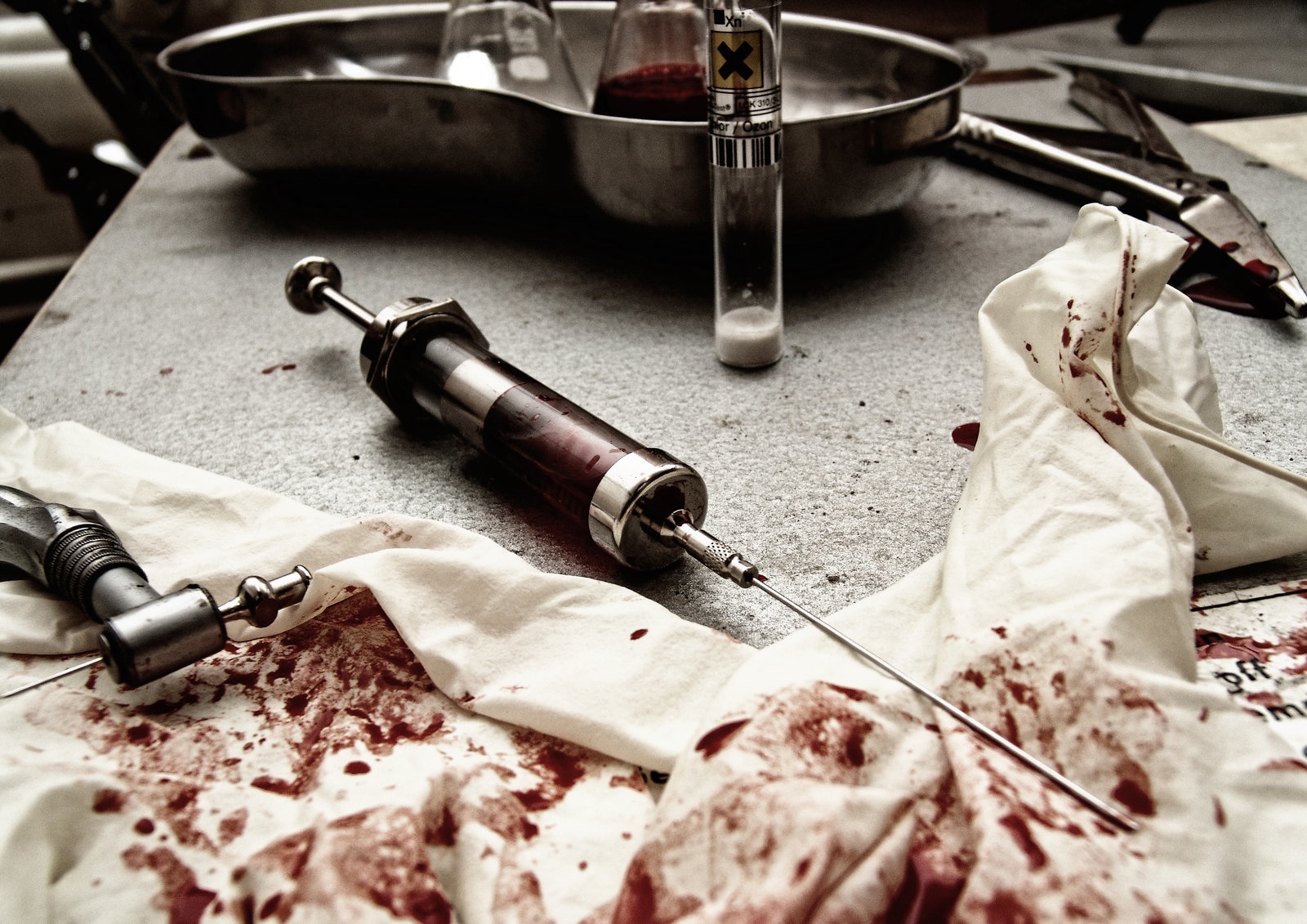 13-Old_Dentist_Chair___Syringe_by_sinn3r